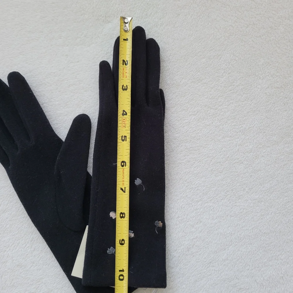 ECHO | Vintage Embroidered Floral Gloves NEW Ladies Small Black